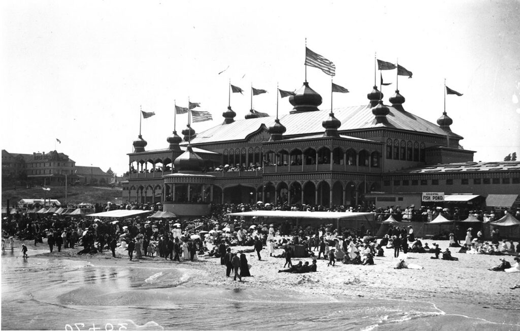 The Neptune Casino—designed by Architect Edward L. Van Cleeck—had a ballroom, theater, and dining areas. It opened on June 11, 1904.