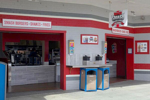 smash burger entrance