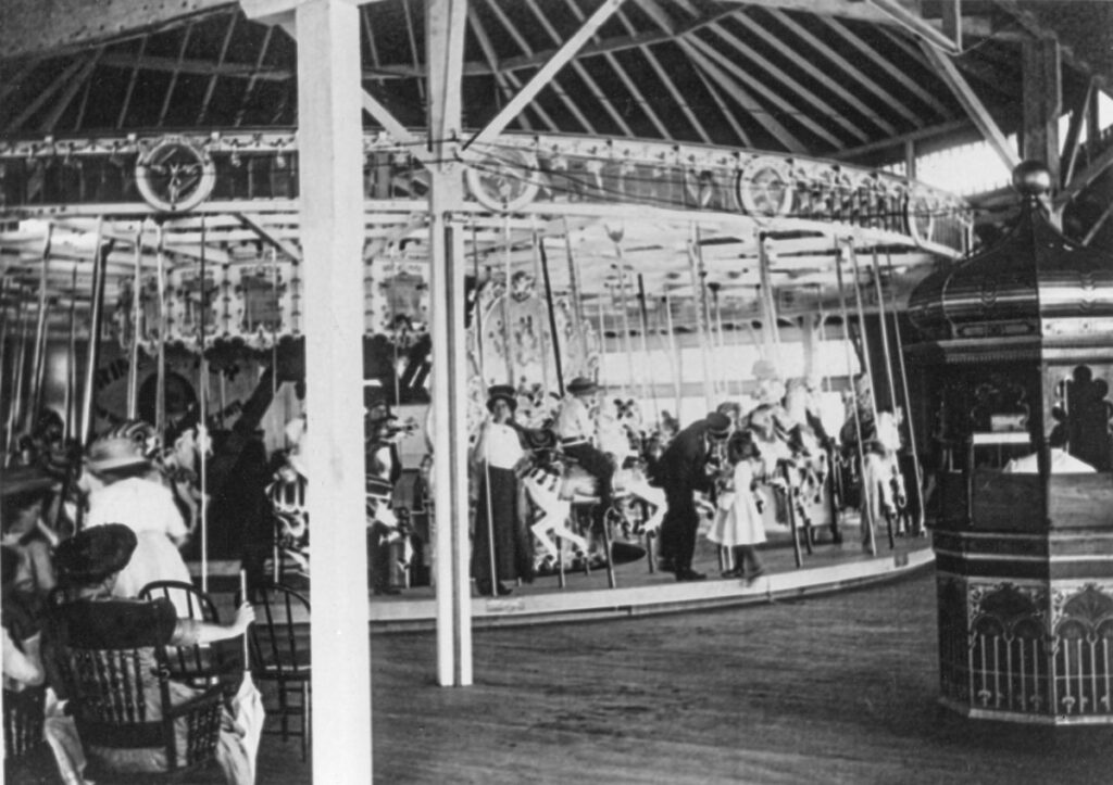 Rocking chairs were placed in the original hippodrome building so people could sit and listen to the music from the Ruth & Sohn band organ.