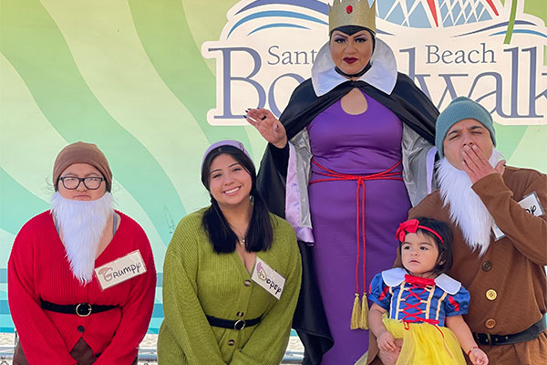 Snow White costumes